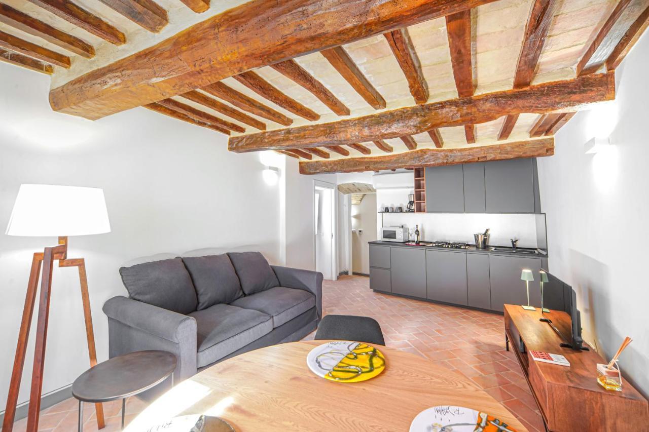 Palazzo Bozzoni Assisi Boutique Apartments מראה חיצוני תמונה